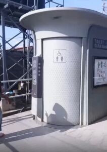 Read more about the article Lagos Deploys 1,710 Public Toilets, Urges Businesses to Support Sanitation Drive
