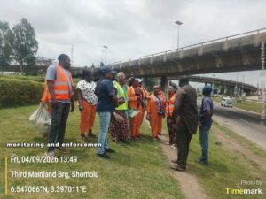 Read more about the article LAWMA DISENGAGES SWEEPERS OVER ILLEGAL DUMPING IN OWORONSHOKI