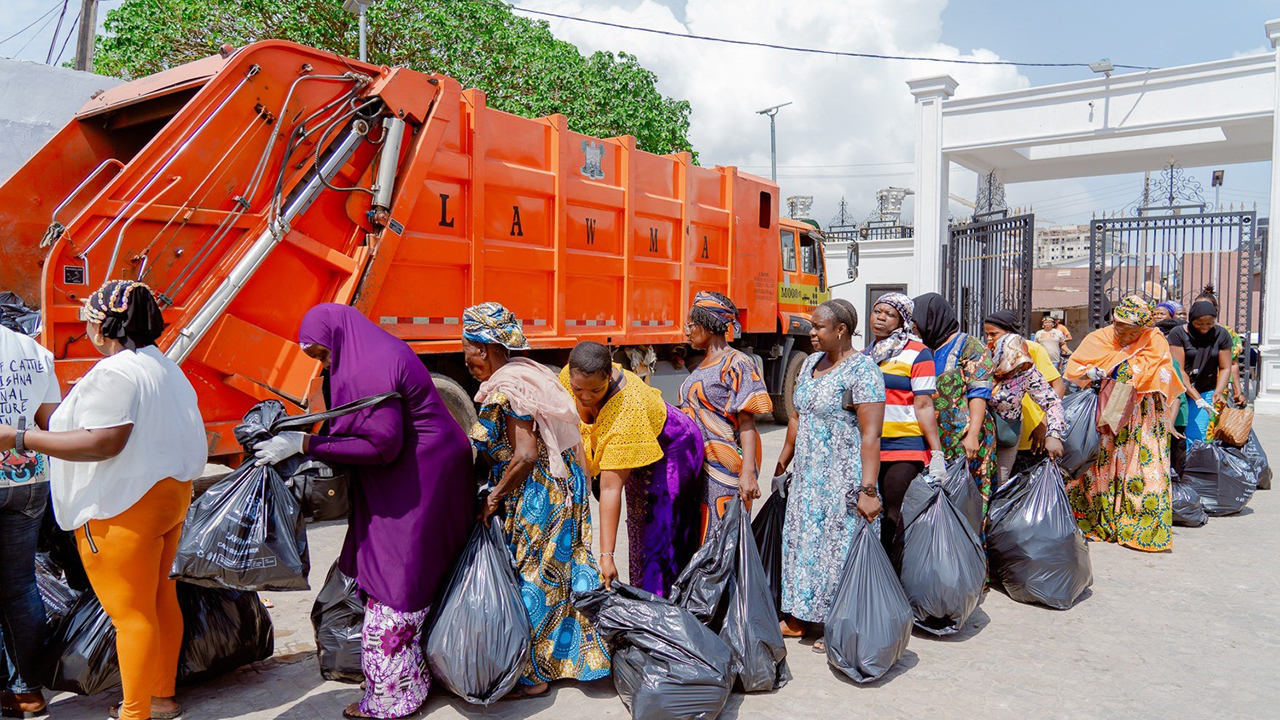 Read more about the article LAWMA WITHDRAWS LICENSES OF ERRING PSP OPERATORS